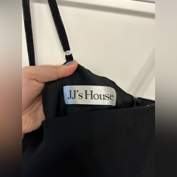 JJ’s House 100% Polyester Evening Gown - Picture 8 of 11